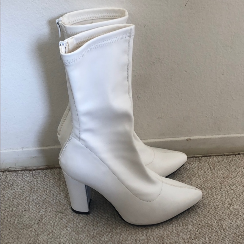 New Boohoo white ankle boots